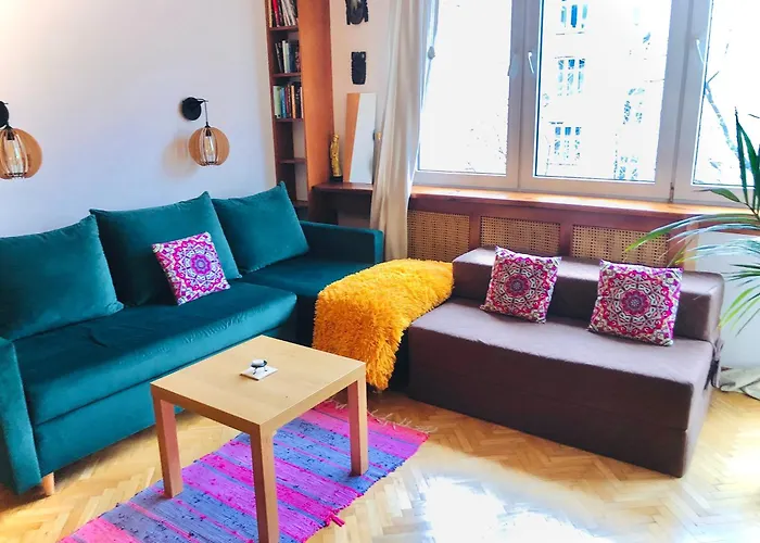 Feel Like Home In Warsaw