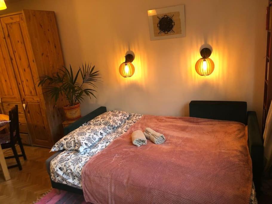 Apartment Feel Like In *